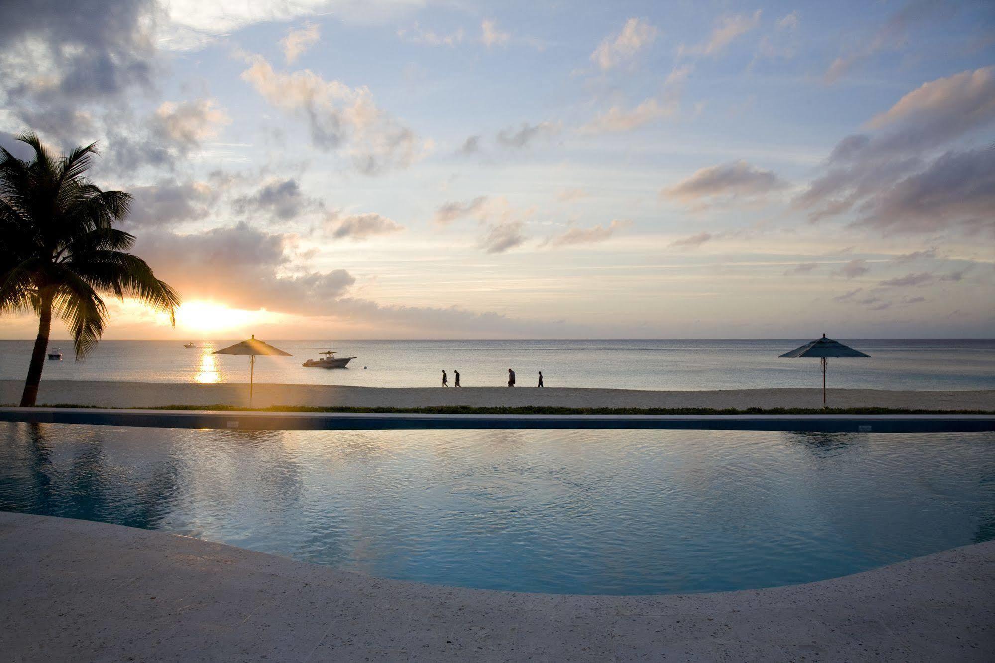 Aparthotel Coral Stone Club Seven Mile Beach